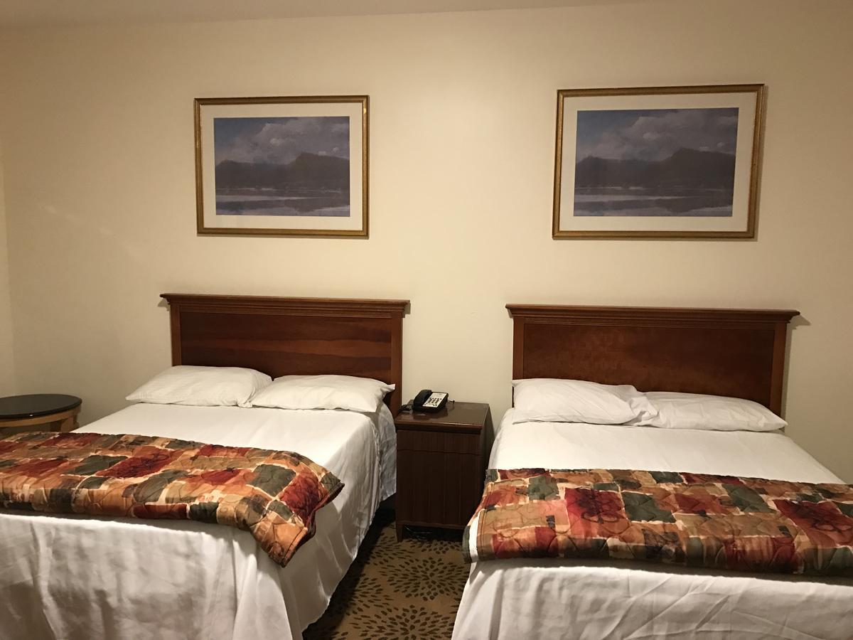 Waterbury Big Apple Motel Bagian luar foto