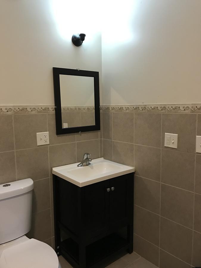 Waterbury Big Apple Motel Bagian luar foto